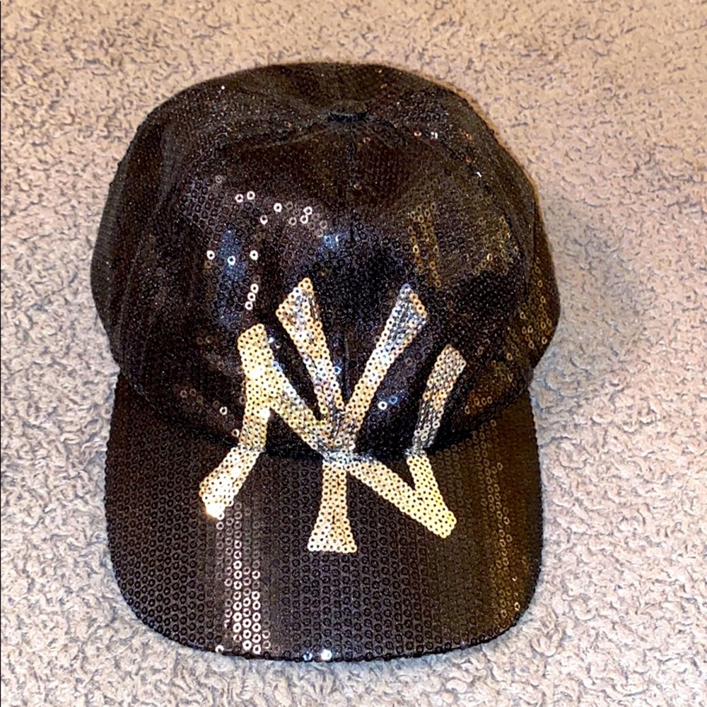 Rate Victoria secret New York yankees sequin hat